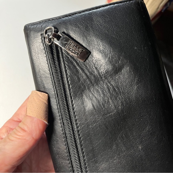 Wilson's Pelle Studio Womens Soft Black Leather Wallet Trifold 7.25" x 3.25" - Picture 6 of 11